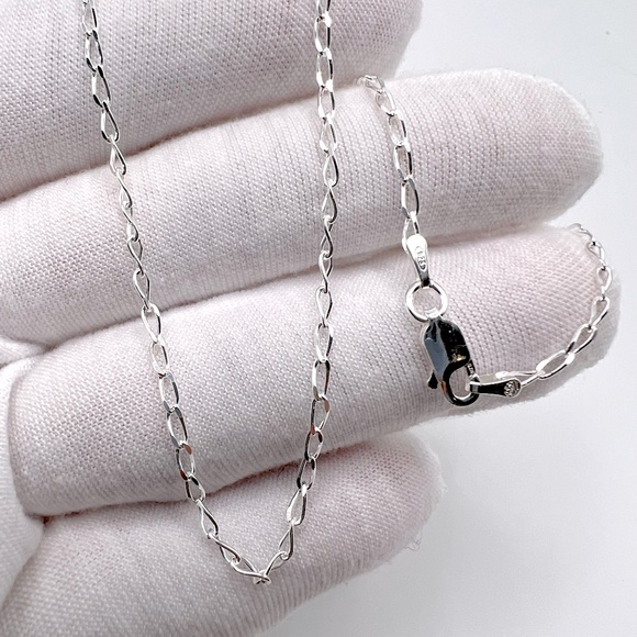 Your choice of one, 16” or 18” .925 Sterling Silver Long Curb Chain - Picture 1 of 10